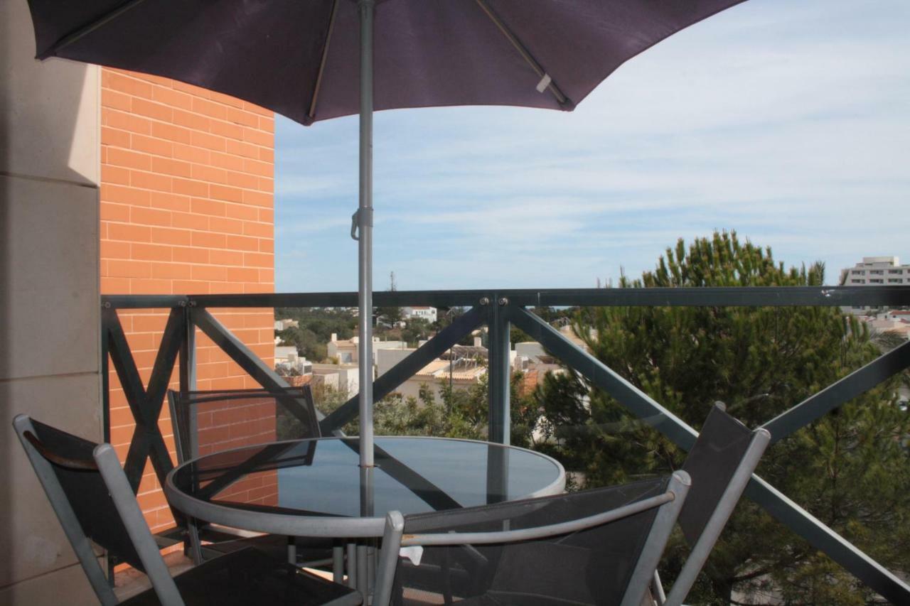 Apartamento Com Piscina Em Albufeira, Corcovada Luaran gambar