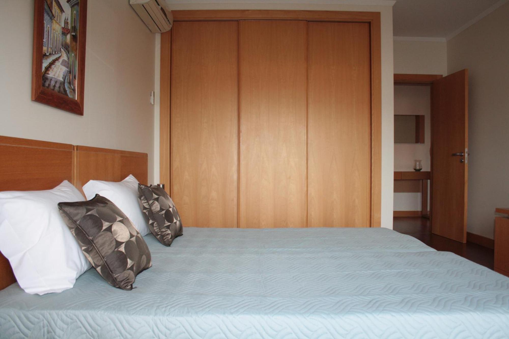 Apartamento Com Piscina Em Albufeira, Corcovada Luaran gambar